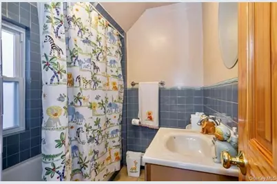 133 W 195th Street, Bronx, NY 10468 - Photo 7