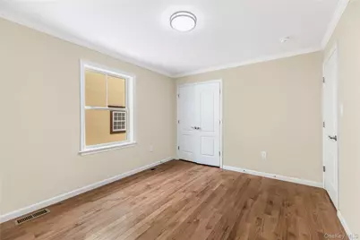 320 E 4th Street, Mount Vernon, NY 10553 - Photo 13