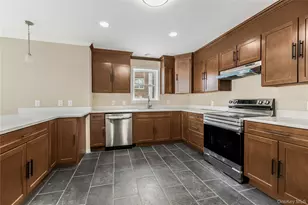 320 E 4th St, Mount Vernon, NY 10553 - Photo 27