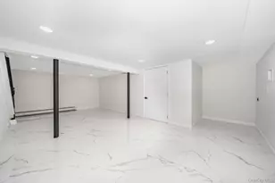 42 Ronald Dr N, Amityville, NY 11701 - Photo 25