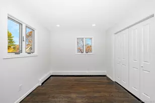 42 Ronald Dr N, Amityville, NY 11701 - Photo 19