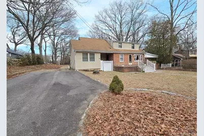 27 Dillmont Drive, Smithtown, NY 11787 - Photo 1