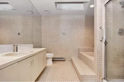 27 Fairway Drive, Manhasset, NY 11030 - Photo 25