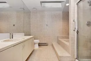 27 Fairway Dr, Manhasset, NY 11030 - Photo 25