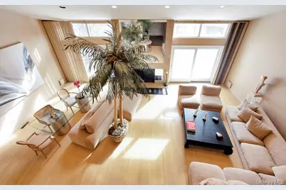 27 Fairway Drive, Manhasset, NY 11030 - Photo 15