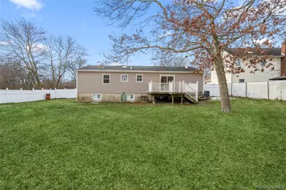 6 Edward Court, Ronkonkoma, NY 11779 - Photo 29