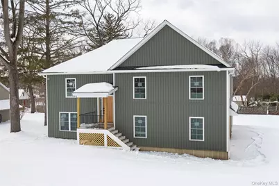 15 Tompkins Avenue, Glenham, NY 12527 - Photo 1