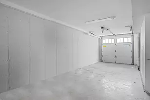 114 Beach Ave, Bellmore, NY 11710 - Photo 25