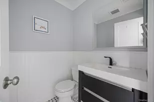 114 Beach Ave, Bellmore, NY 11710 - Photo 9