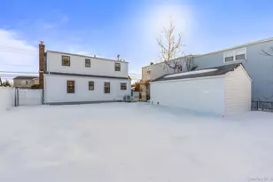 1709 Camp Ave, Merrick, NY 11566 - Photo 17