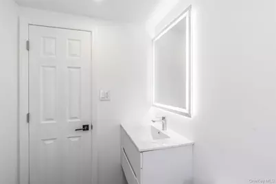 1709 Camp Avenue, Merrick, NY 11566 - Photo 13