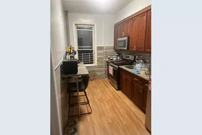 6556 Myrtle Avenue, Glendale, NY 11385 - Photo 5