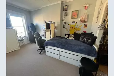 6556 Myrtle Avenue, Glendale, NY 11385 - Photo 15