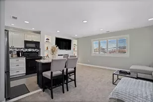 825 S Ocean Ave, Freeport, NY 11520 - Photo 5