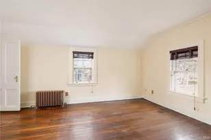 506 5th St, Greenport, NY 11944 - Photo 11