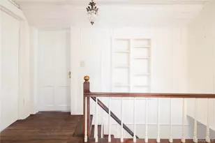 506 5th St, Greenport, NY 11944 - Photo 17