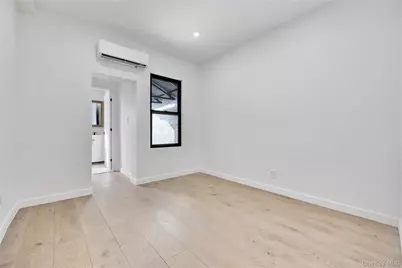 962 East 221 Street, Bronx, NY 10469 - Photo 11