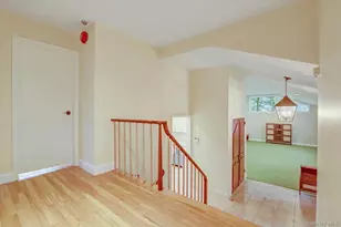 25 North Dr, Great Neck, NY 11021 - Photo 5