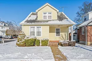 101 Stewart St, Floral Park, NY 11001 - Photo 3