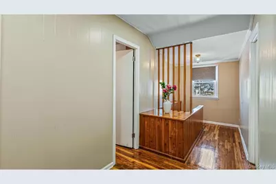 101 Stewart Street, Floral Park, NY 11001 - Photo 13