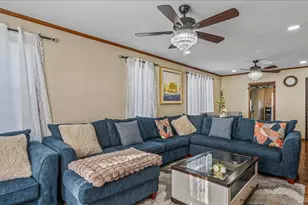 101 Stewart St, Floral Park, NY 11001 - Photo 3