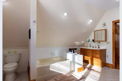 70 Camp Drive, Rhinebeck, NY 12572 - Photo 17