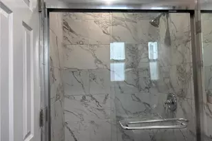 3695 Jerusalem Ave, Wantagh, NY 11735 - Photo 11