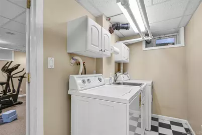 551 Wolfs Lane, Pelham, NY 10803 - Photo 25