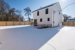 43 Shirley Ln, Medford, NY 11763 - Photo 23