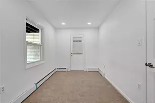 31 Blue Spruce Rd, Levittown, NY 11756 - Photo 7