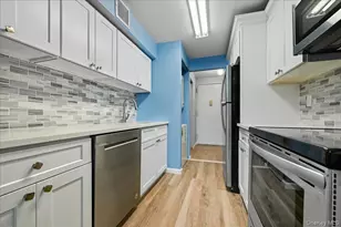 235 W Park Ave, Long Beach, NY 11561 - Photo 15