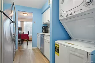 235 W Park Ave, Long Beach, NY 11561 - Photo 11