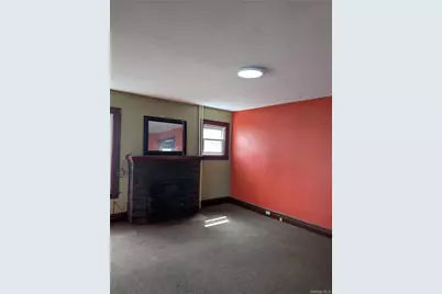 105 Courtney Avenue, Newburgh, NY 12550 - Photo 5