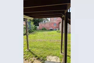105 Courtney Avenue, Newburgh, NY 12550 - Photo 17