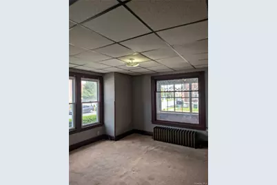 105 Courtney Avenue, Newburgh, NY 12550 - Photo 11