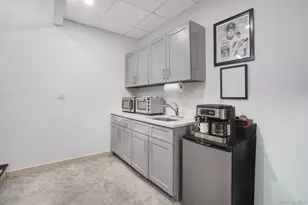 300 Washington Ave, Pleasantville, NY 10570 - Photo 31