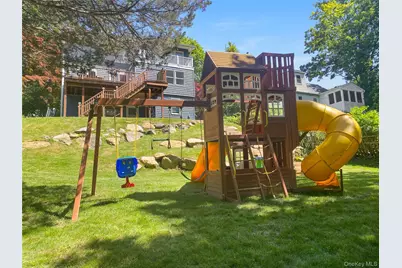 300 Washington Avenue, Pleasantville, NY 10570 - Photo 1