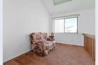 2 Linda Court, Nanuet, NY 10954 - Photo 13