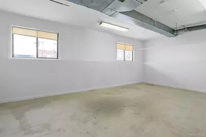 2 Linda Court, Nanuet, NY 10954 - Photo 17