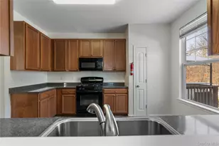 49 Woodside Knolls Dr, Middletown, NY 10940 - Photo 7