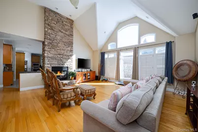 59 Wintergreen Place, Hopewell Junction, NY 12533 - Photo 7