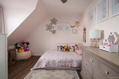 3195 Nantucket Lane, Oceanside, NY 11572 - Photo 9