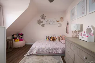 3195 Nantucket Ln, Oceanside, NY 11572 - Photo 9