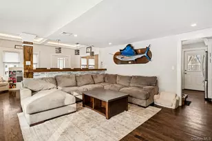 2 Oak St, Smithtown, NY 11787 - Photo 3