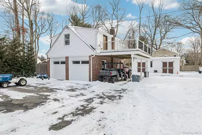 2 Oak Street, Smithtown, NY 11787 - Photo 15