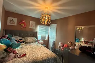 17 Hampton Rd, Shirley, NY 11967 - Photo 13