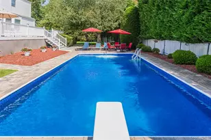 29 Lawrence Dr, Nesconset, NY 11767 - Photo 9