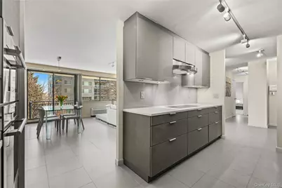 15 Stewart Place #4A, White Plains, NY 10603 - Photo 7