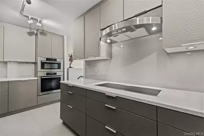 15 Stewart Place #4A, White Plains, NY 10603 - Photo 5