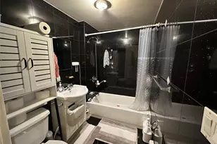 140-26 Cherry Ave, Flushing, NY 11355 - Photo 7